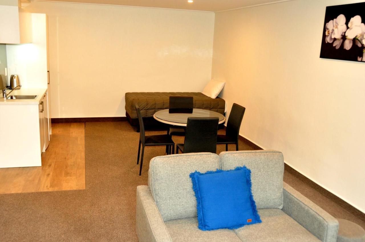 St James Apartments Queenstown Exterior photo