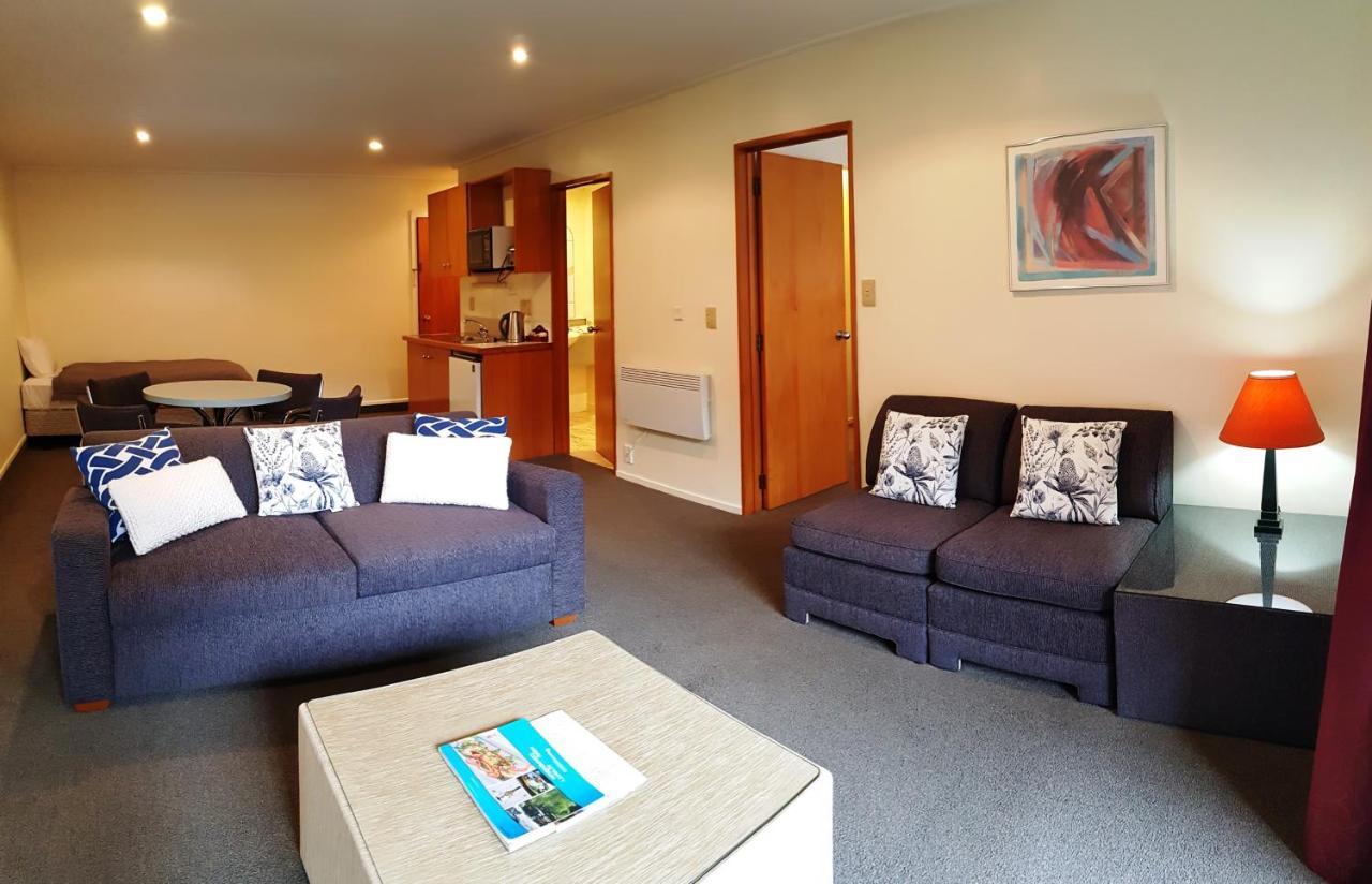 St James Apartments Queenstown Exterior photo